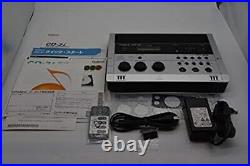 ROLAND CD-2i SD/CD RECORDER POWERS PLAYS WORKING CONDITION FROM JAPAN